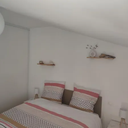 Oleron ,petit Hameau Tranquille *